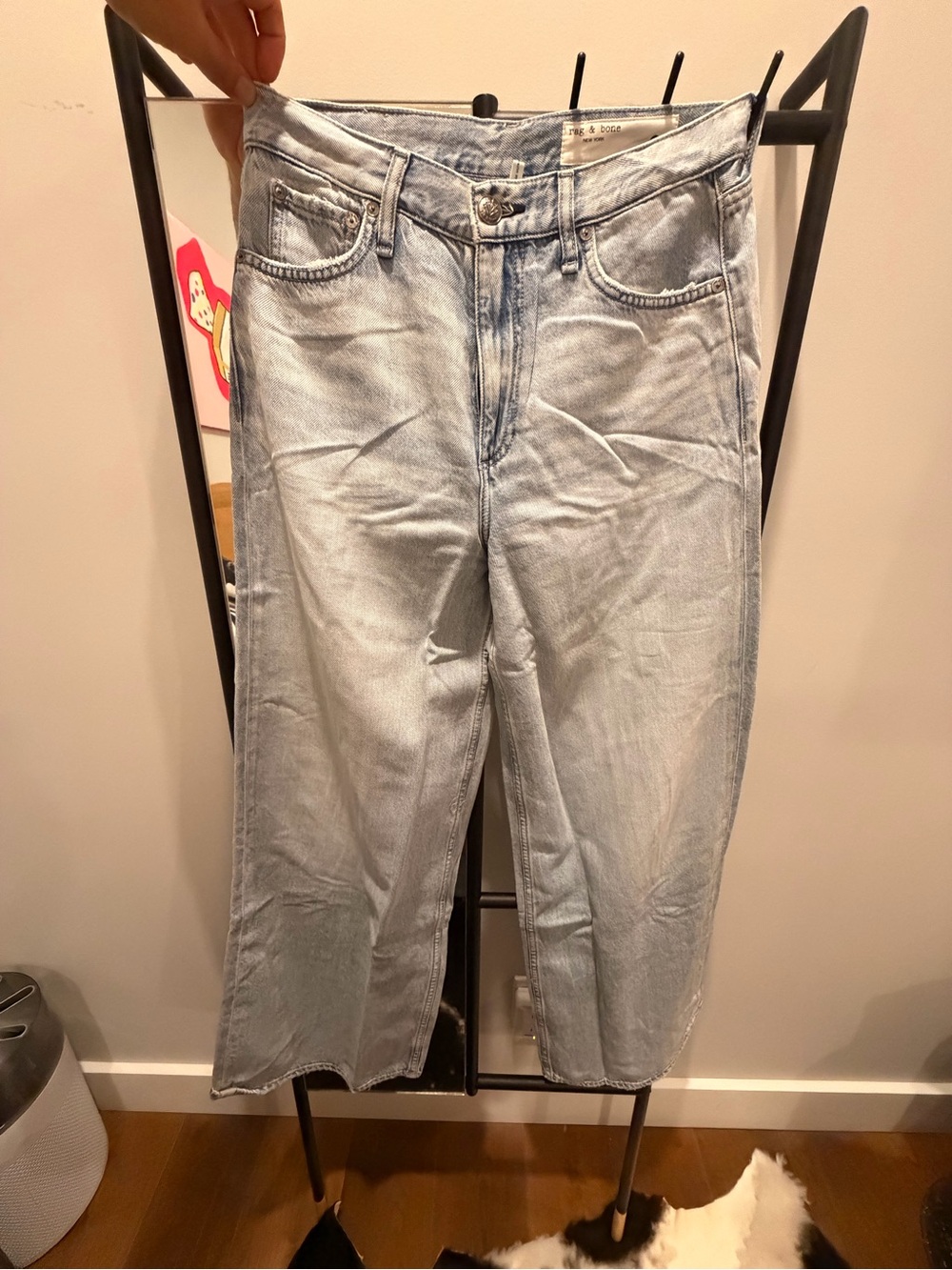 Light Wash Jeans - Sophie - Picture 2 of 4